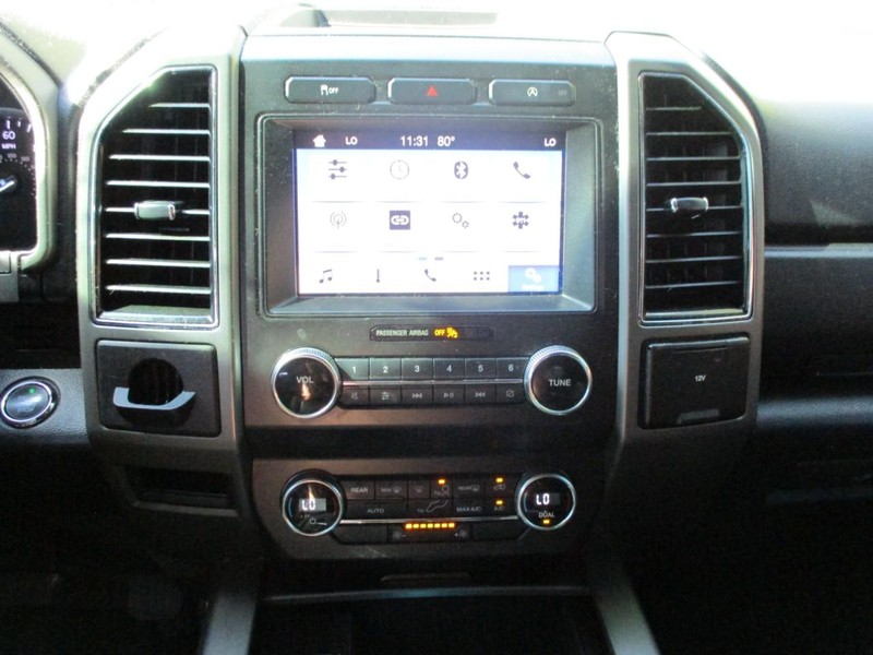 Ford Expedition Vehicle Image 18