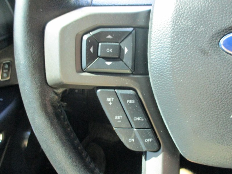 Ford Expedition Vehicle Image 23