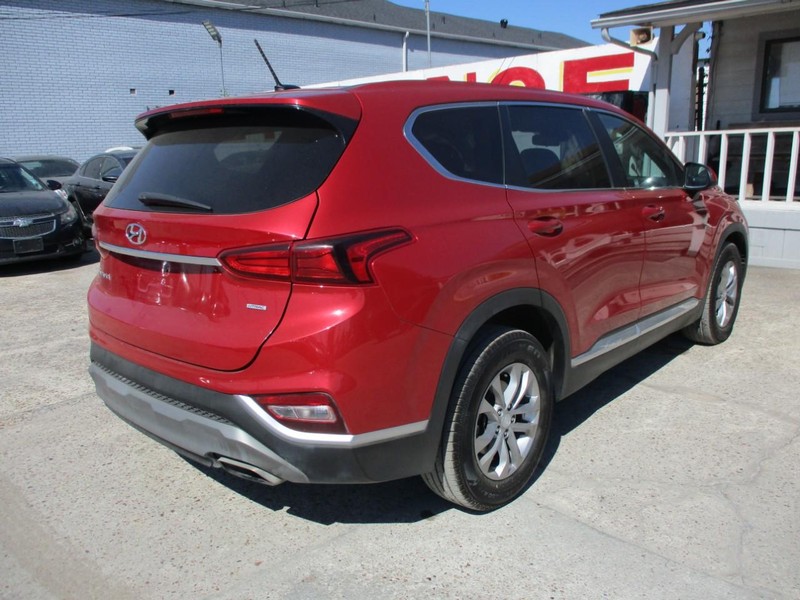 Hyundai Santa Fe Vehicle Image 05