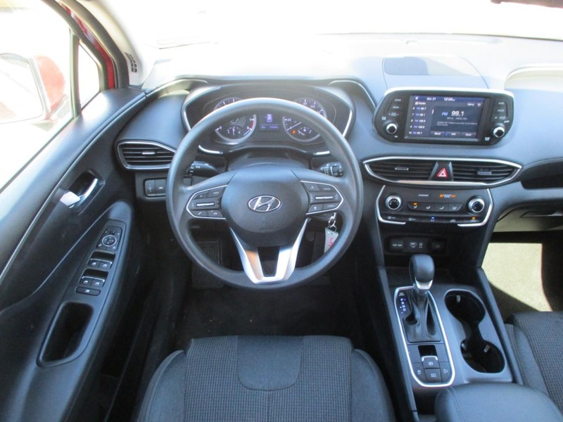 Hyundai Santa Fe Vehicle Image 14
