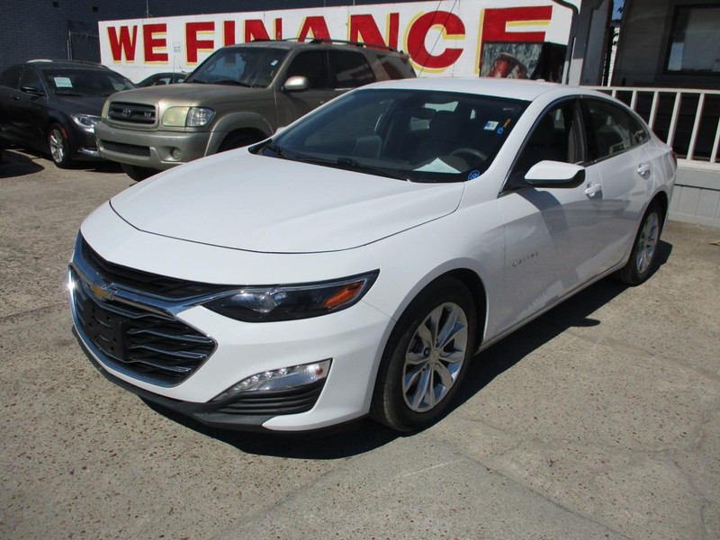 Chevrolet Malibu Vehicle Image 02