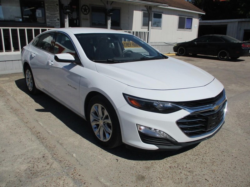 Chevrolet Malibu Vehicle Image 04