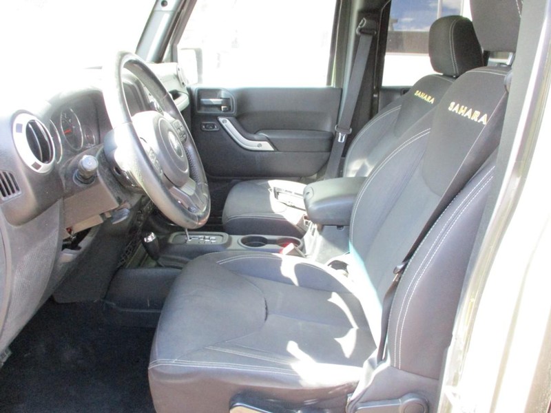 Jeep Wrangler Unlimited Vehicle Image 08