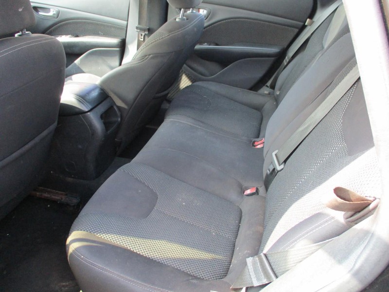 Dodge Dart Vehicle Image 06