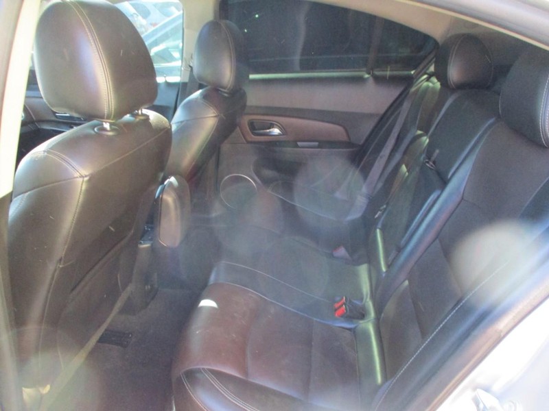 Chevrolet Cruze Vehicle Image 12