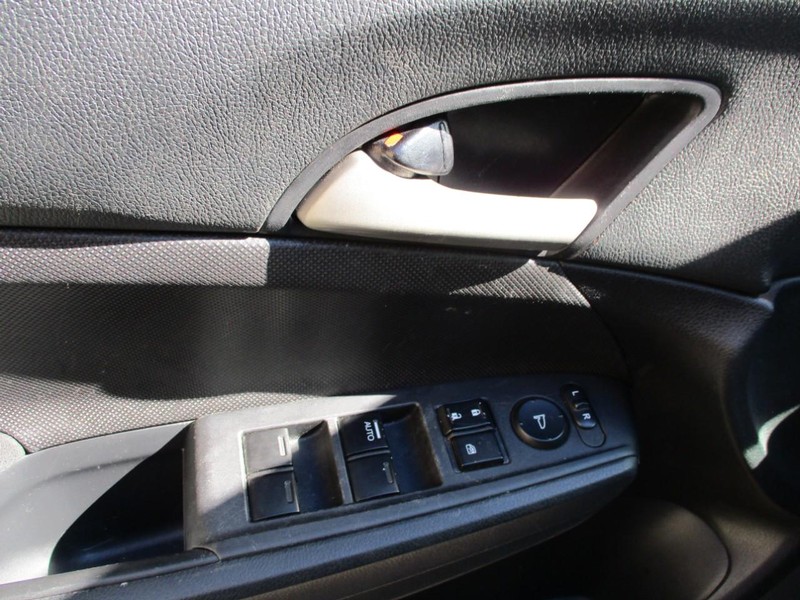 Honda Accord Sedan Vehicle Image 05
