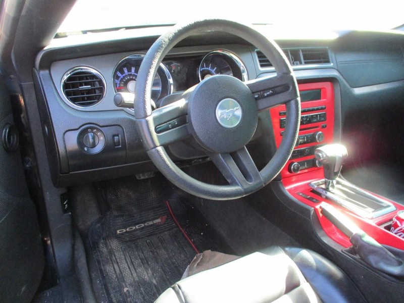 Ford Mustang Vehicle Image 05
