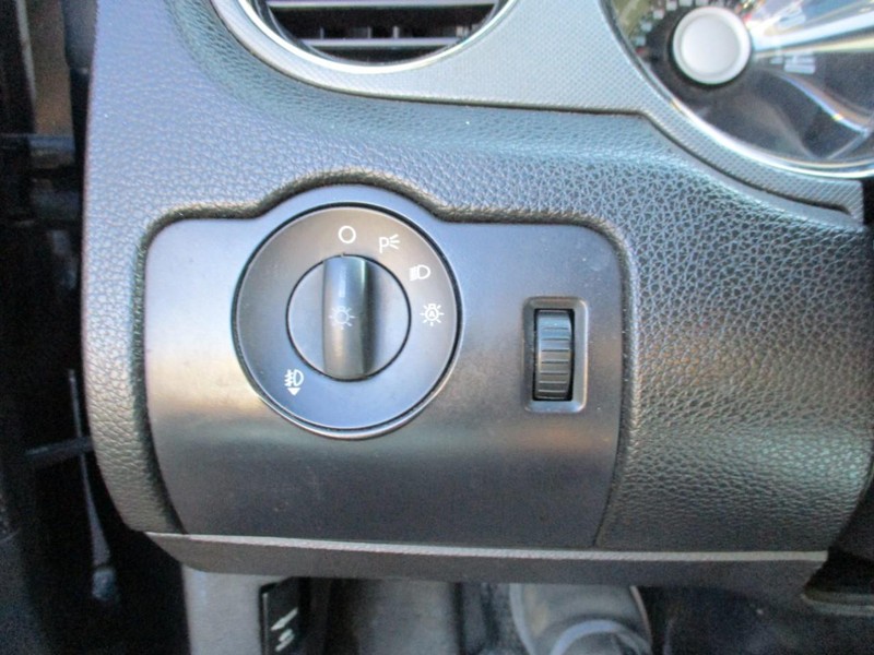 Ford Mustang Vehicle Image 10