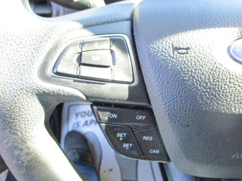 Ford Escape Vehicle Image 14