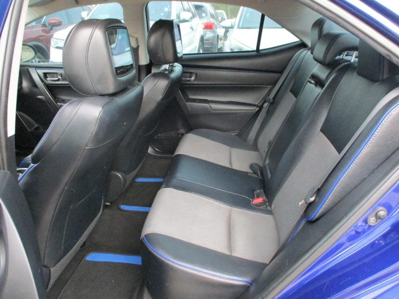Toyota Corolla Vehicle Image 10