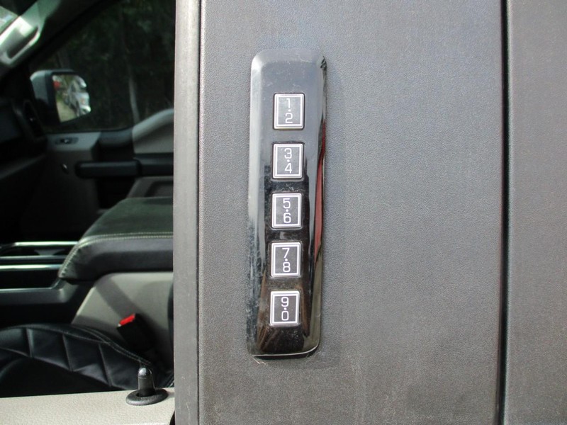 Ford F-150 Vehicle Image 21