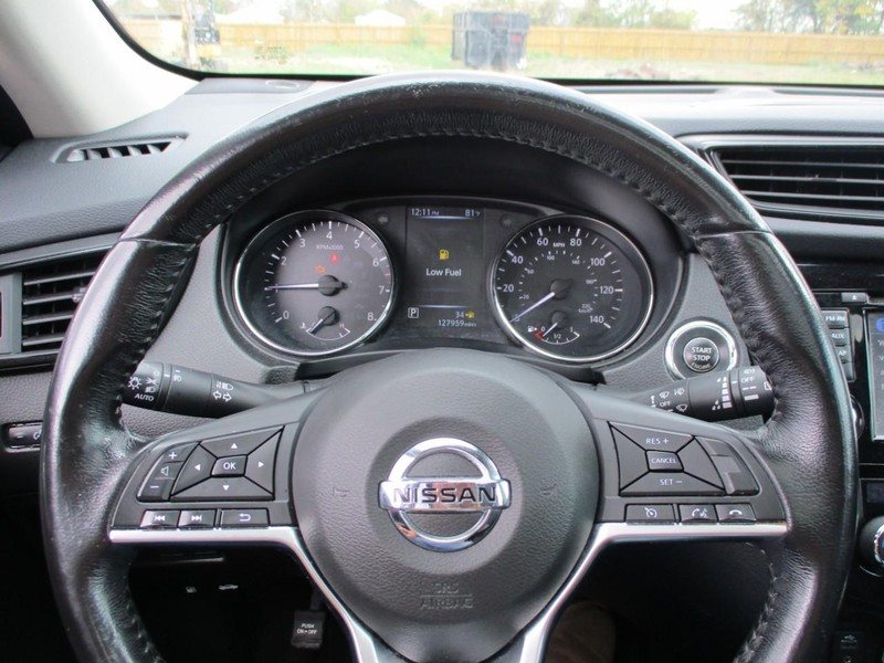 Nissan Rogue Vehicle Image 13
