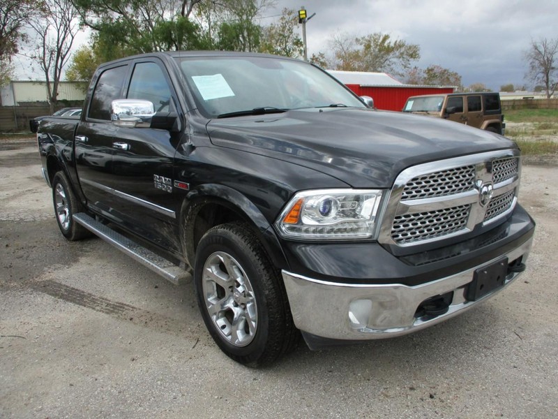 Ram 1500 Vehicle Image 03