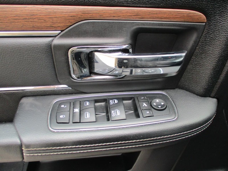 Ram 1500 Vehicle Image 21