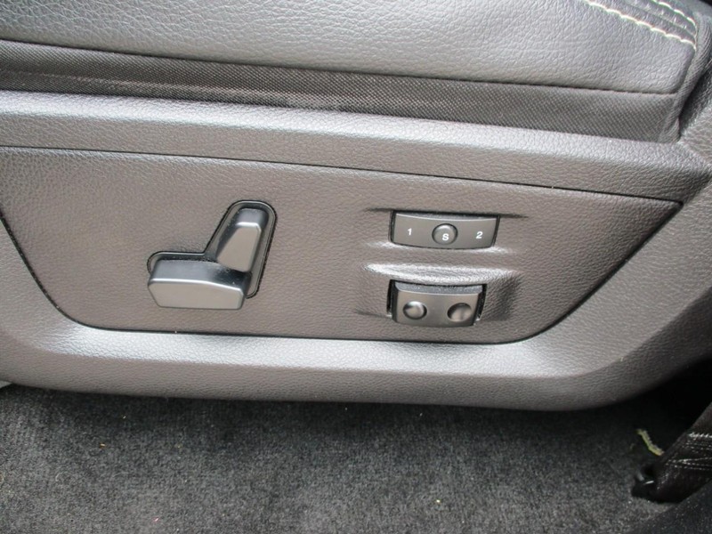 Ram 1500 Vehicle Image 22
