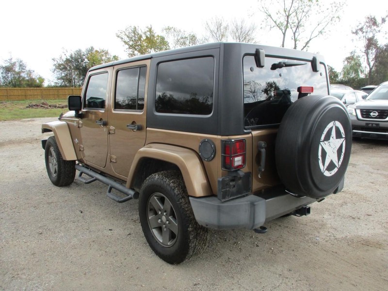 Jeep Wrangler Unlimited Vehicle Image 06