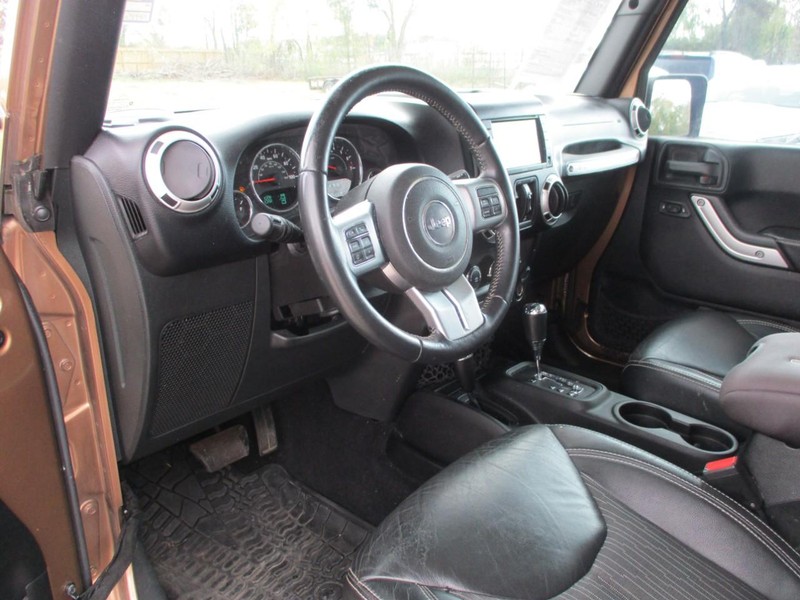 Jeep Wrangler Unlimited Vehicle Image 08