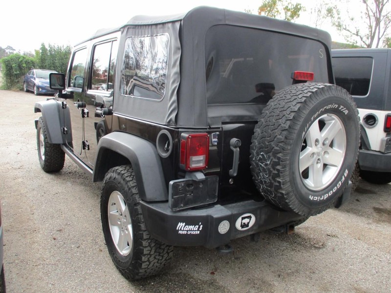 Jeep Wrangler Unlimited Vehicle Image 05
