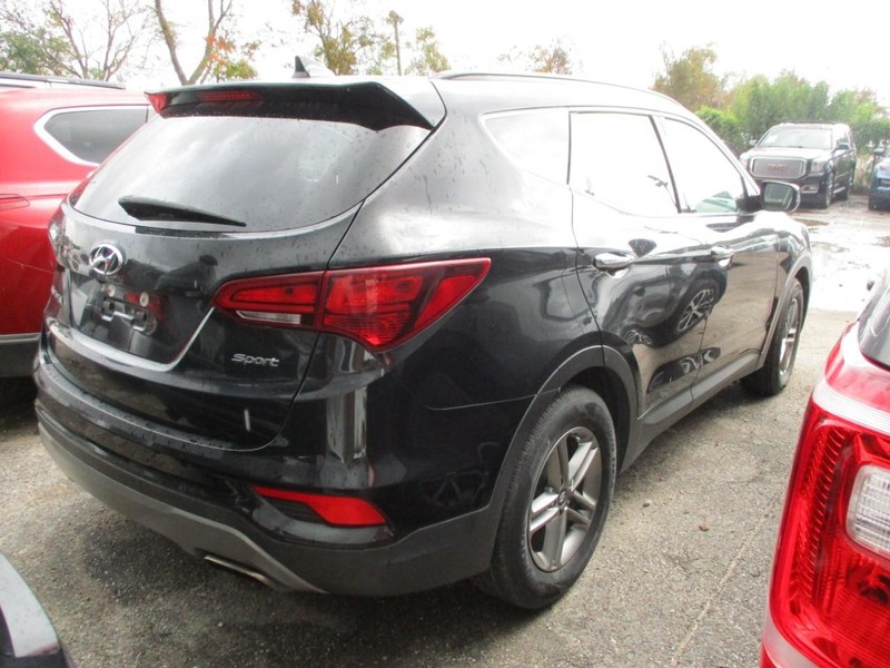 Hyundai Santa Fe Sport Vehicle Image 03