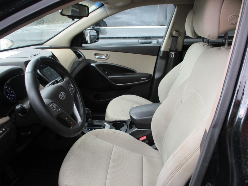 Hyundai Santa Fe Sport Vehicle Image 06