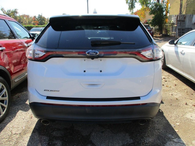 Ford Edge Vehicle Image 05