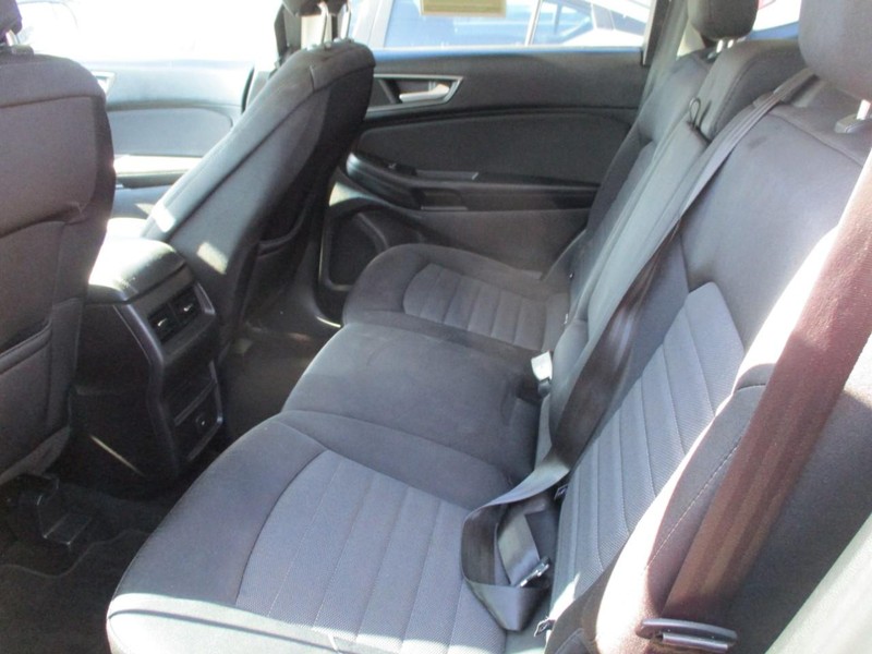 Ford Edge Vehicle Image 10