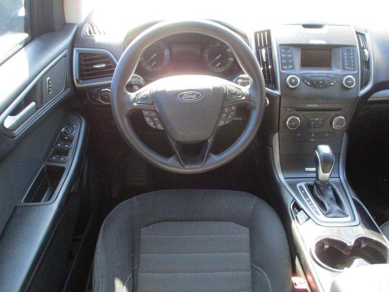 Ford Edge Vehicle Image 11