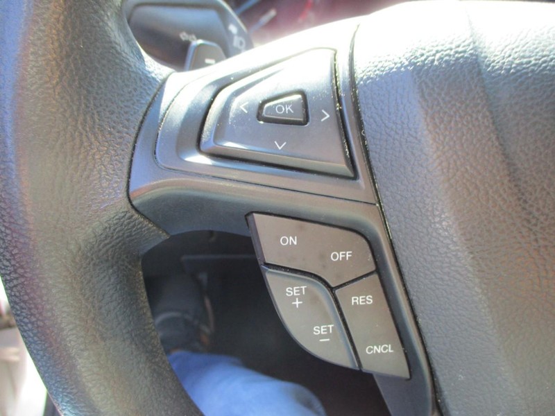 Ford Edge Vehicle Image 14