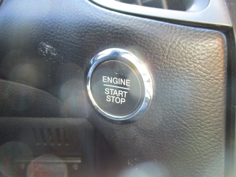 Ford Edge Vehicle Image 18