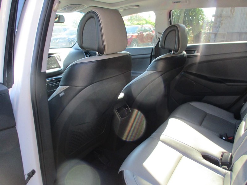Ford Edge Vehicle Image 08