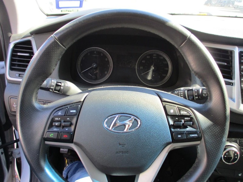 Ford Edge Vehicle Image 11
