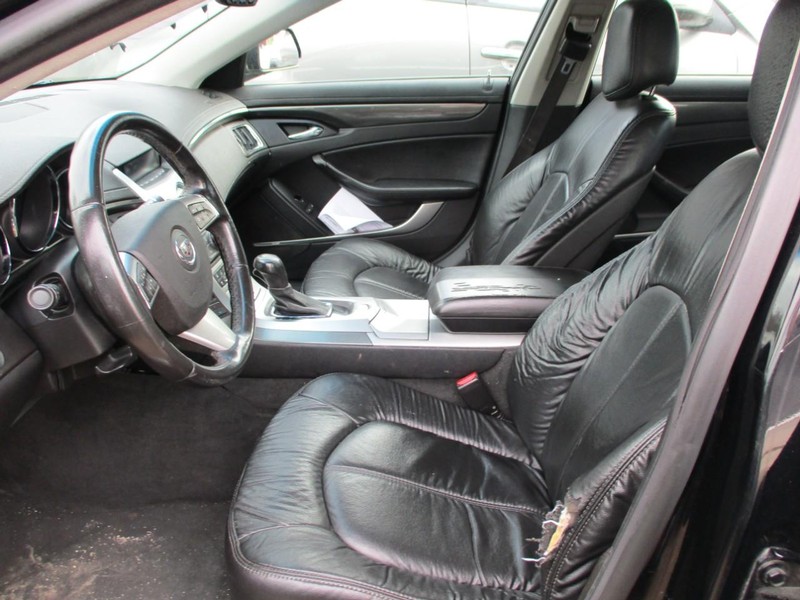 Cadillac CTS Sedan Vehicle Image 07