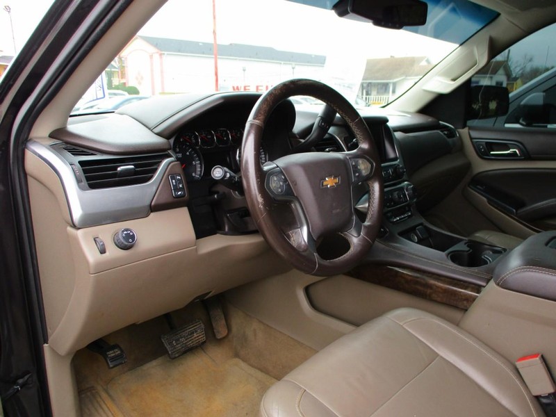 Chevrolet Tahoe Vehicle Image 05