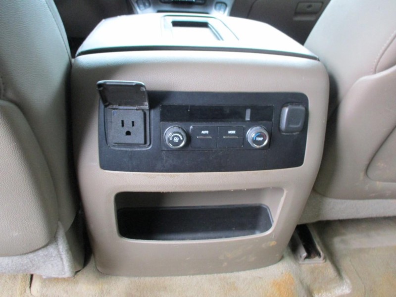 Chevrolet Tahoe Vehicle Image 14