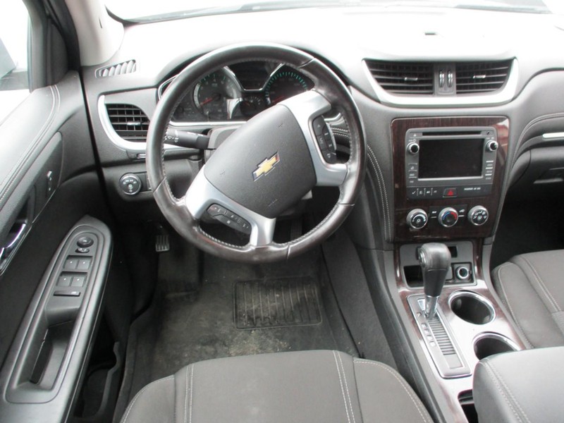 Chevrolet Traverse Vehicle Image 07