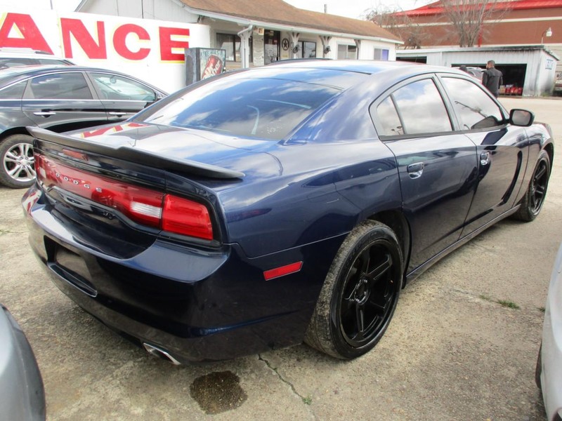 Dodge Charger Vehicle Image 04