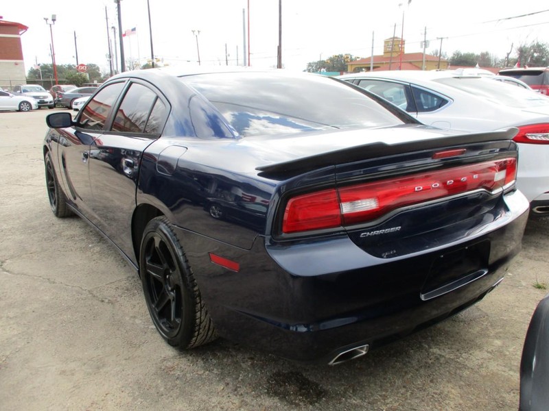 Dodge Charger Vehicle Image 05