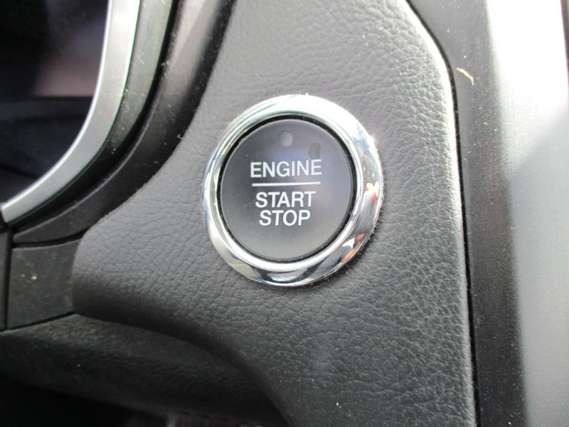 Ford Fusion Vehicle Image 19