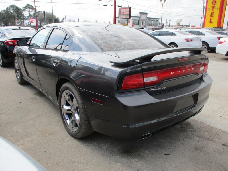 Dodge Charger Vehicle Image 04