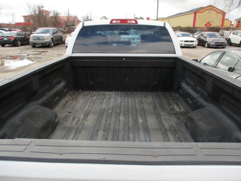 Toyota Tundra 2WD Truck Vehicle Image 08