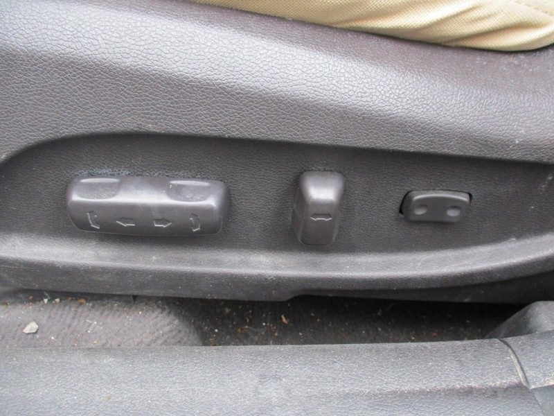Hyundai Sonata Vehicle Image 14
