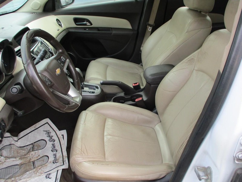 Chevrolet Cruze Vehicle Image 06