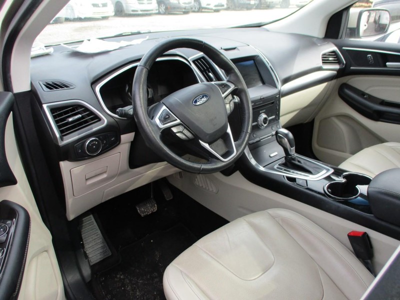 Ford Edge Vehicle Image 05
