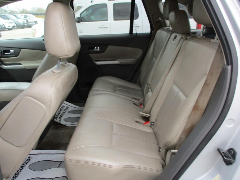Ford Edge Vehicle Image 10