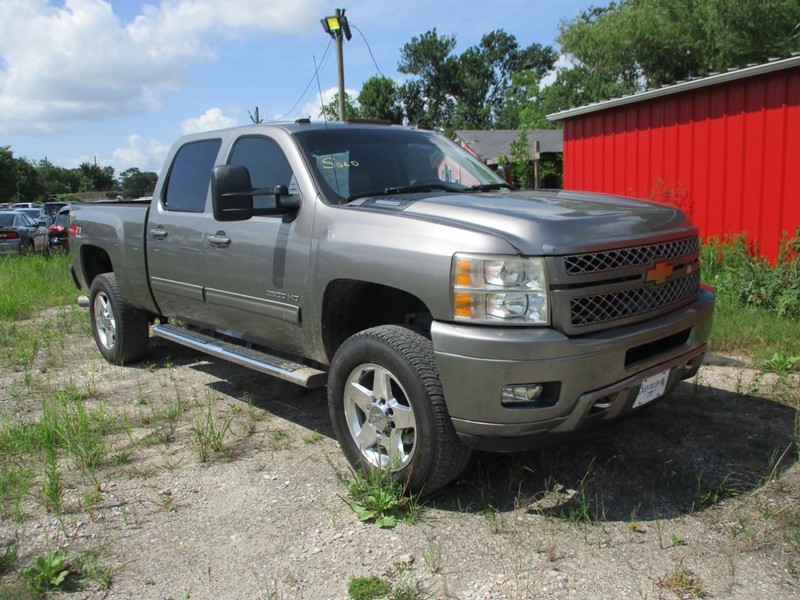 Chevrolet Silverado 2500HD Vehicle Image 04