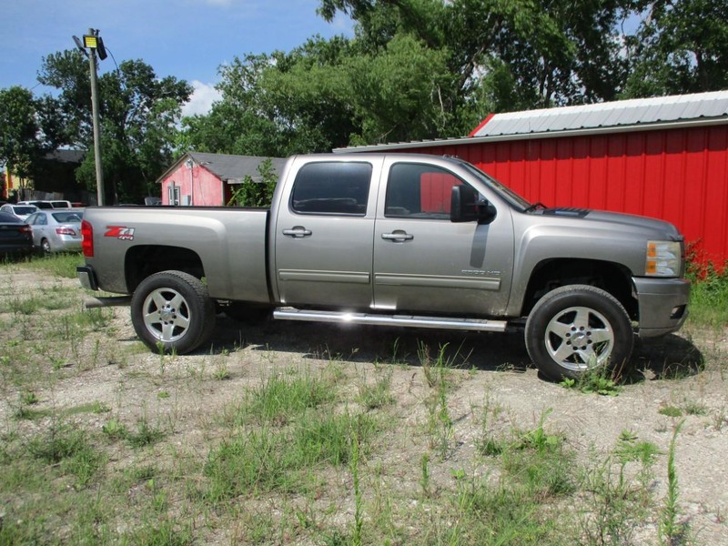 Chevrolet Silverado 2500HD Vehicle Image 07