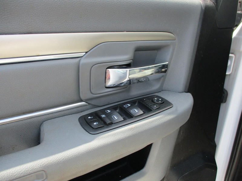 Ram 2500 Vehicle Image 14
