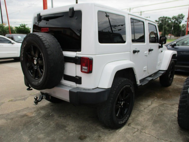 Jeep Wrangler Unlimited Vehicle Image 03