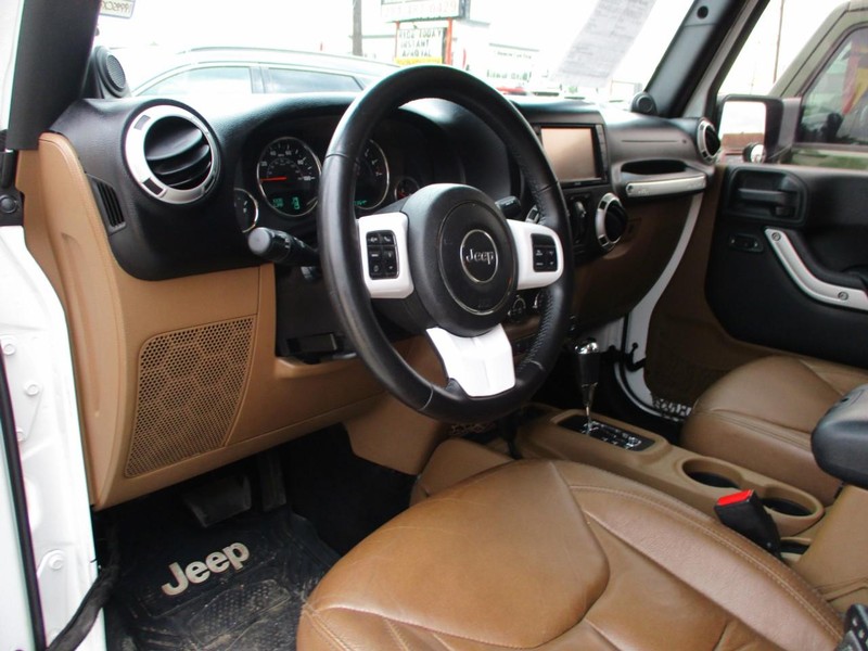 Jeep Wrangler Unlimited Vehicle Image 05