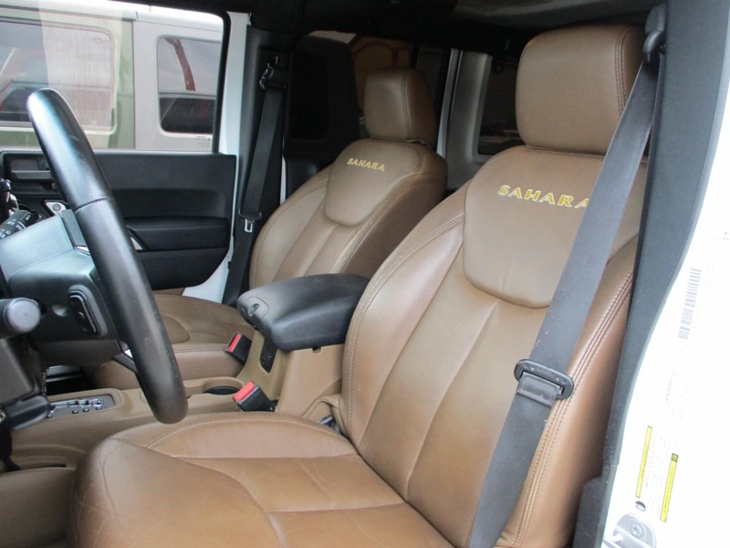 Jeep Wrangler Unlimited Vehicle Image 07